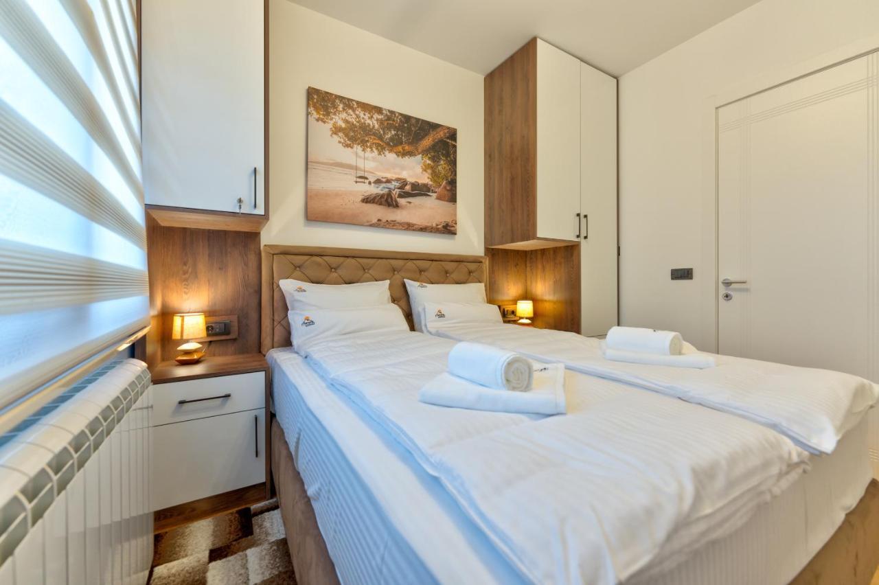 Aurora Lux 24 Daire