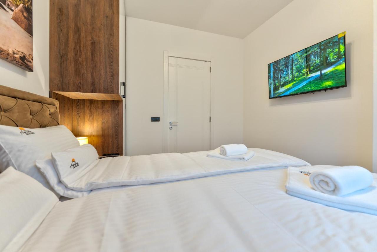 Aurora Lux 24 Daire *