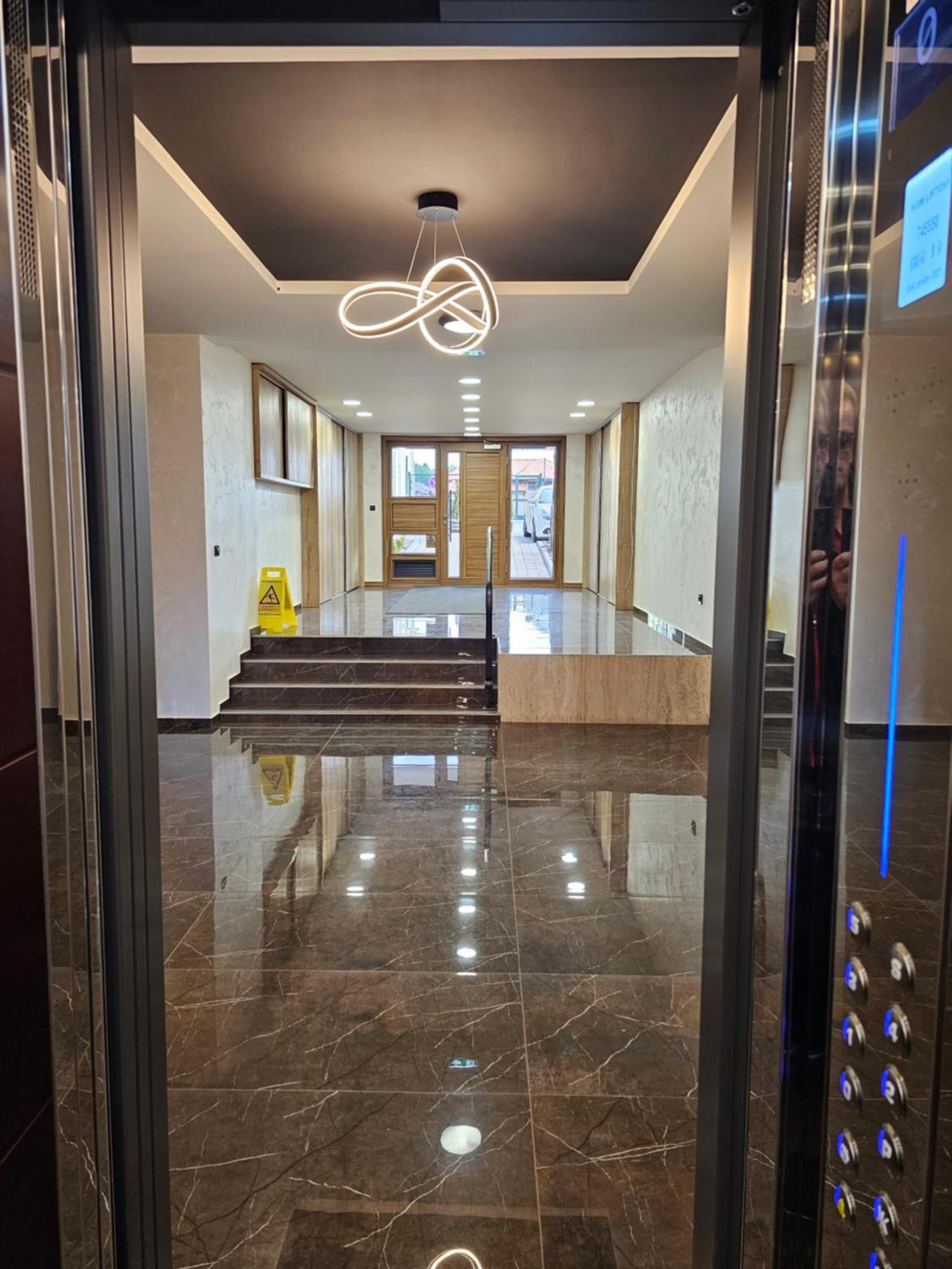Daire Aurora Lux 24